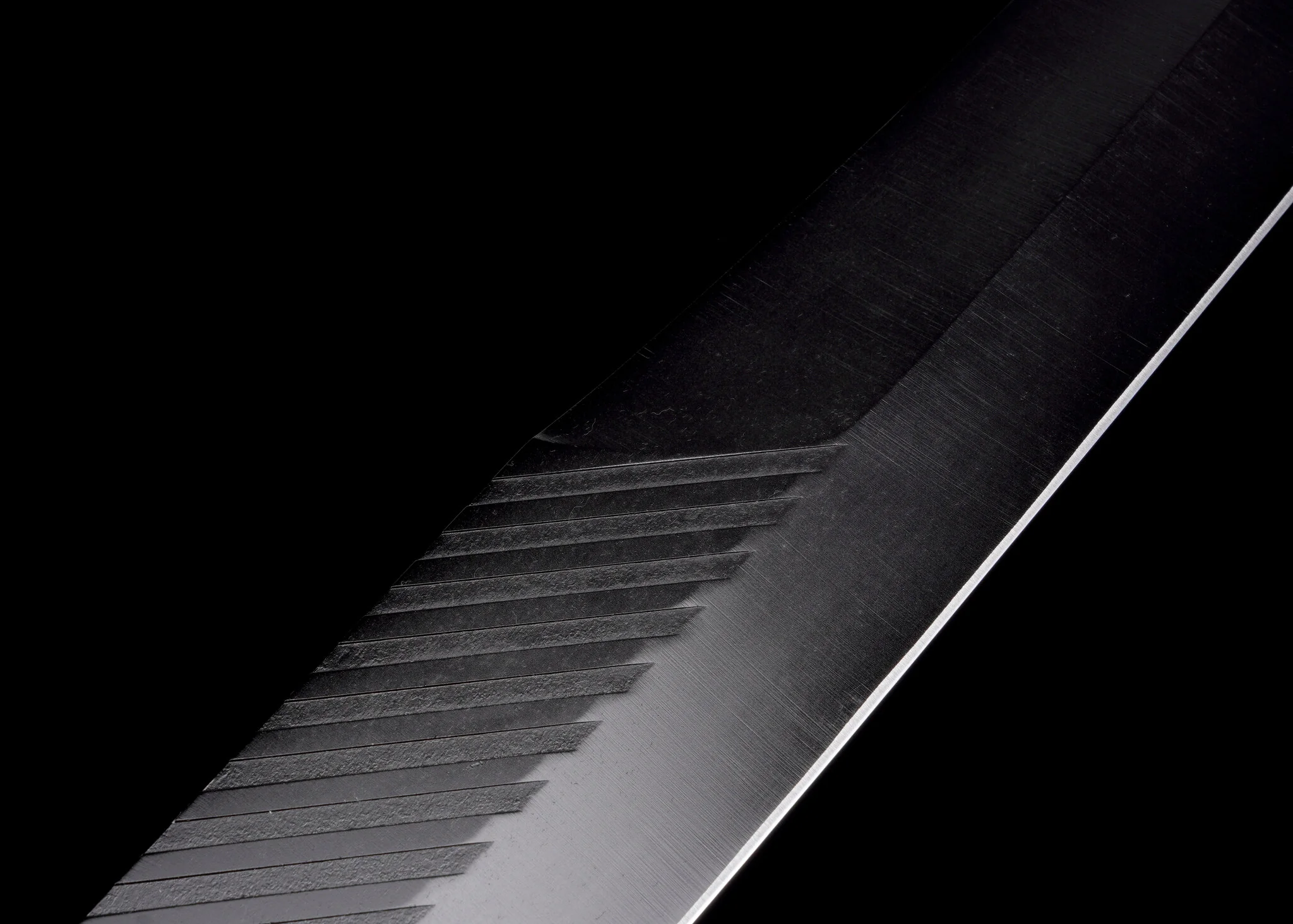 Épée Tactique Léviathan Noir (Édition Limitée) - Image 9