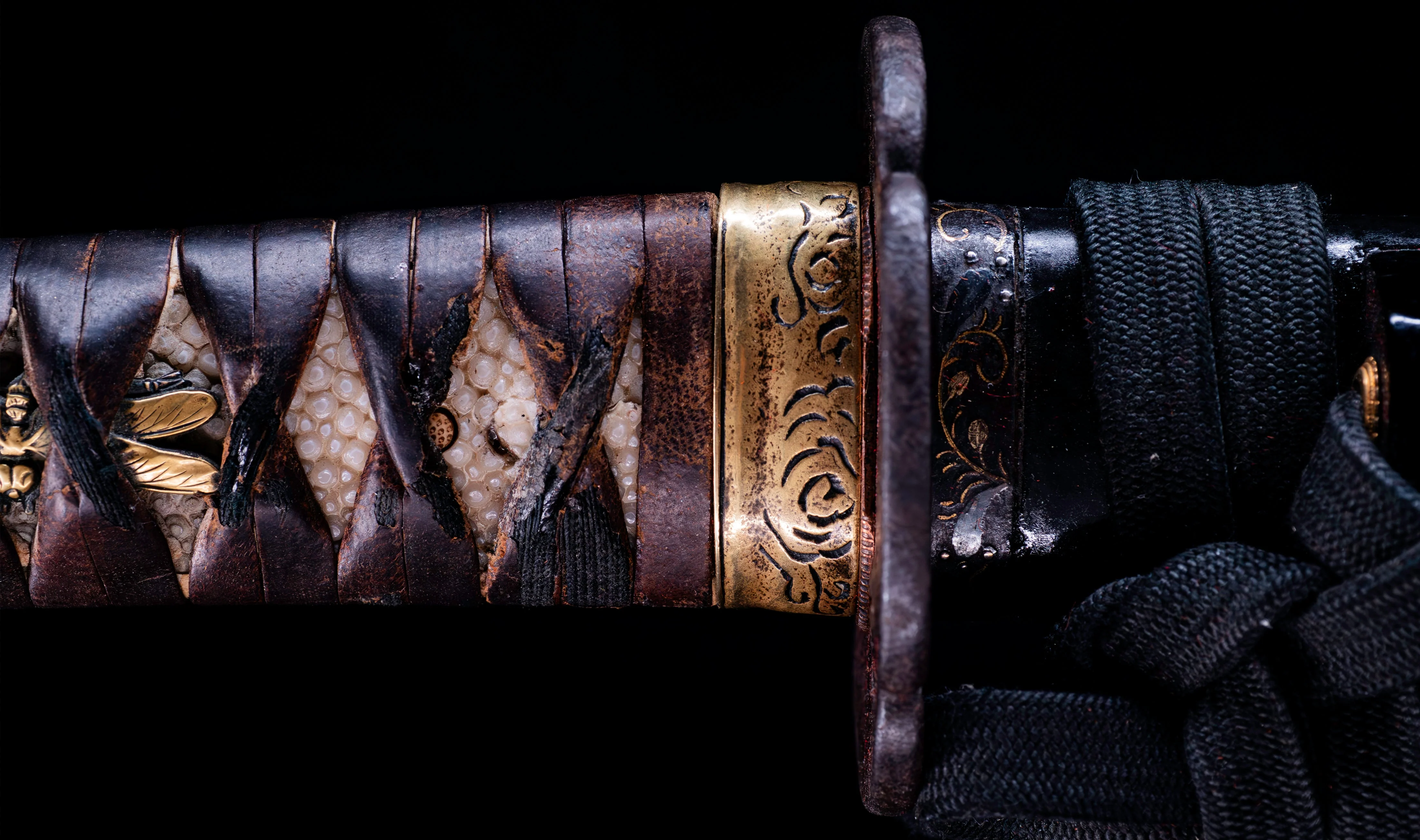 Katana Japonais Antique avec menuki libellule Tombo et tsuba paysage Sansui - Image 17