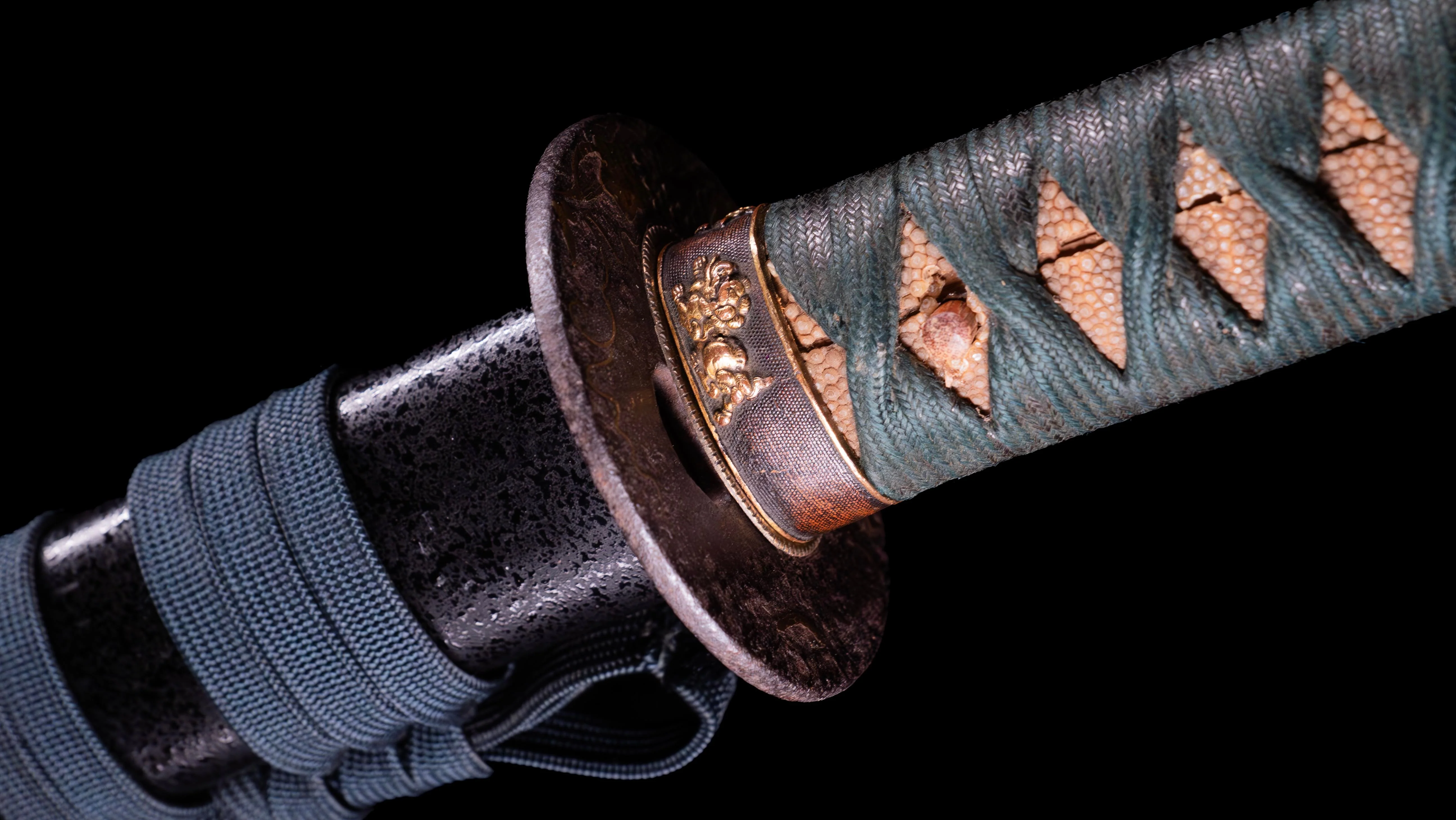 Sabre Antique Katana Japonais avec Bo-Hi Laqué Rouge - Image 28