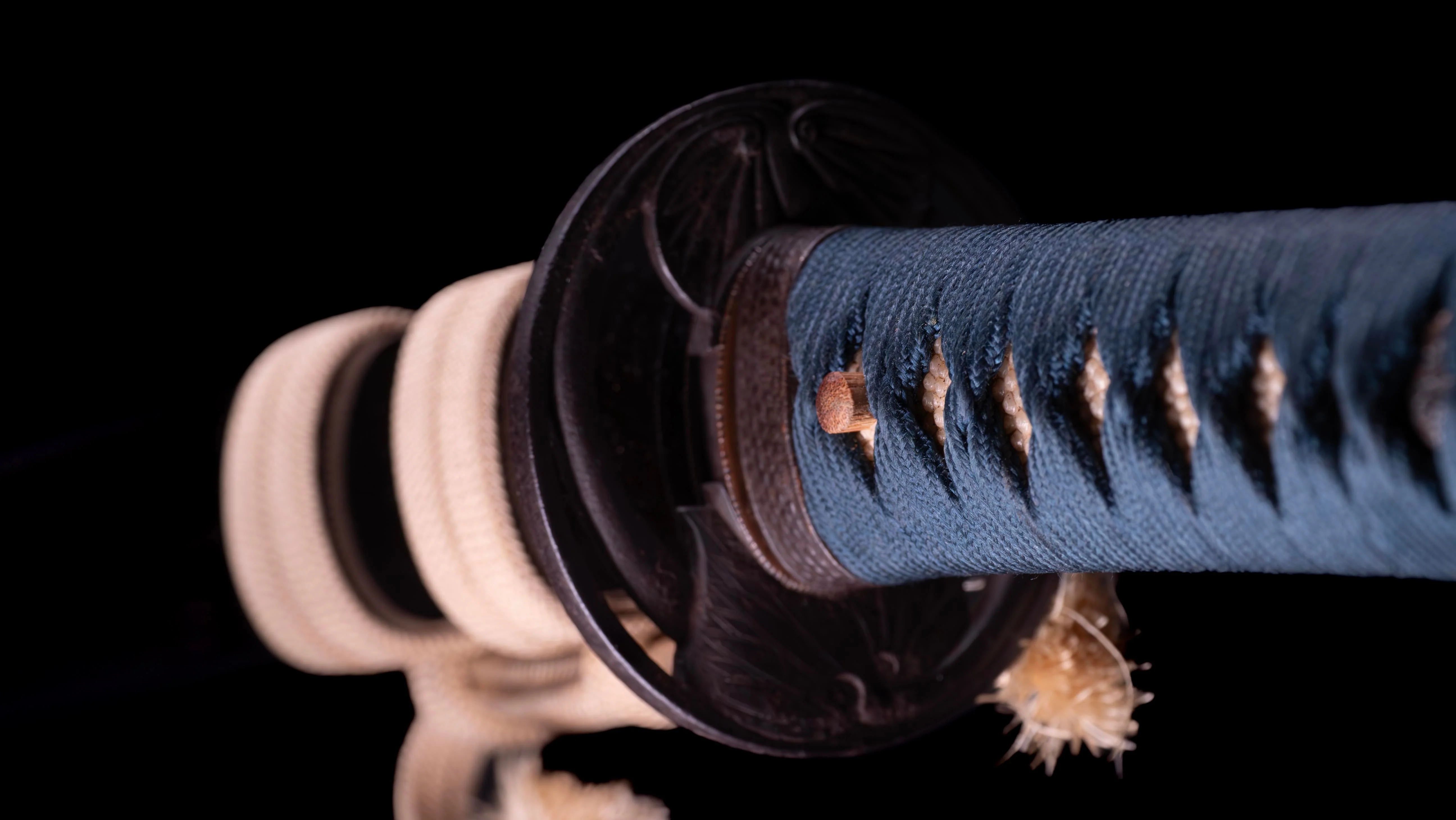 Sabre Antique Katana Japonais avec Tsuba Sukashi à Motif de Feuille - Image 23